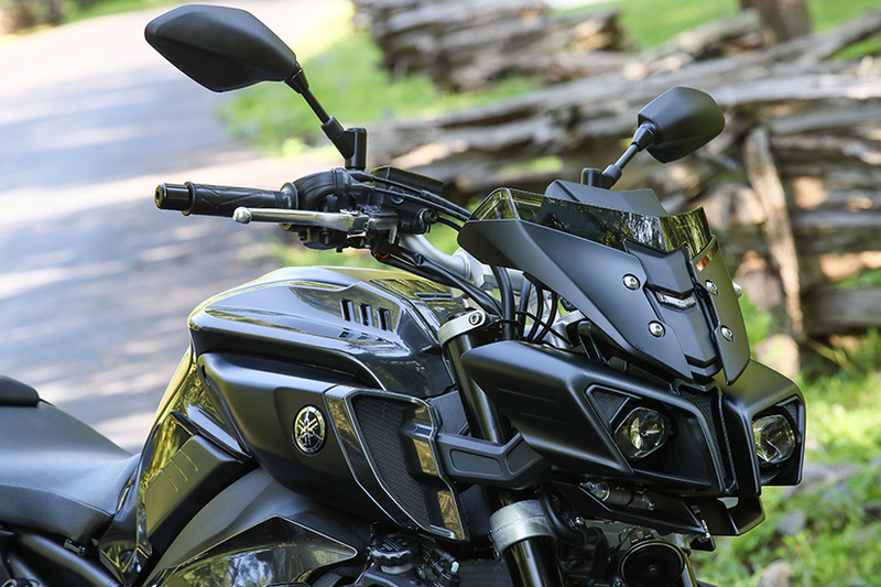 Illustration for article titled The Yamaha FZ-10 Is The Badass Superbike You Can Actually Live With